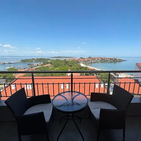 Family Radiana Hotel 2*