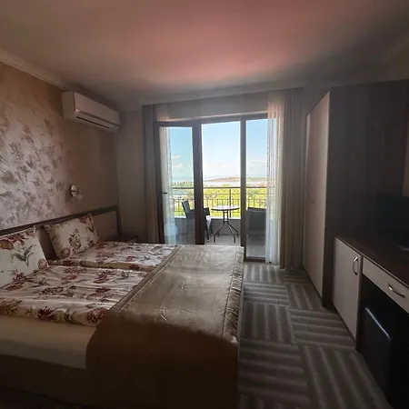 Otel Family Radiana Süzebolu