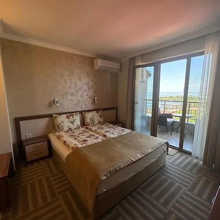 Otel Family Radiana 2*