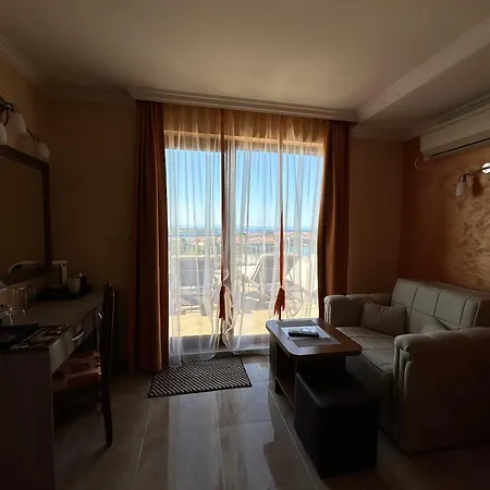 Family Radiana Otel Süzebolu