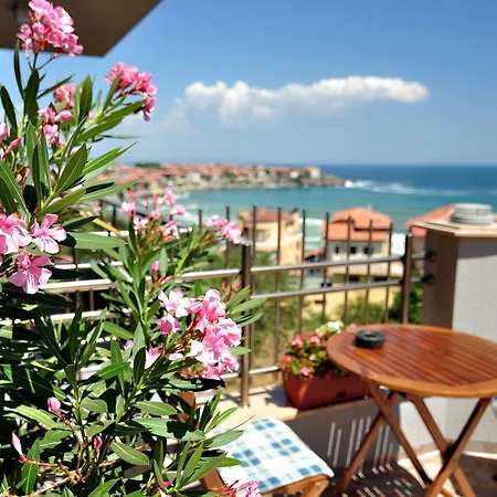 Family Radiana Otel 2*